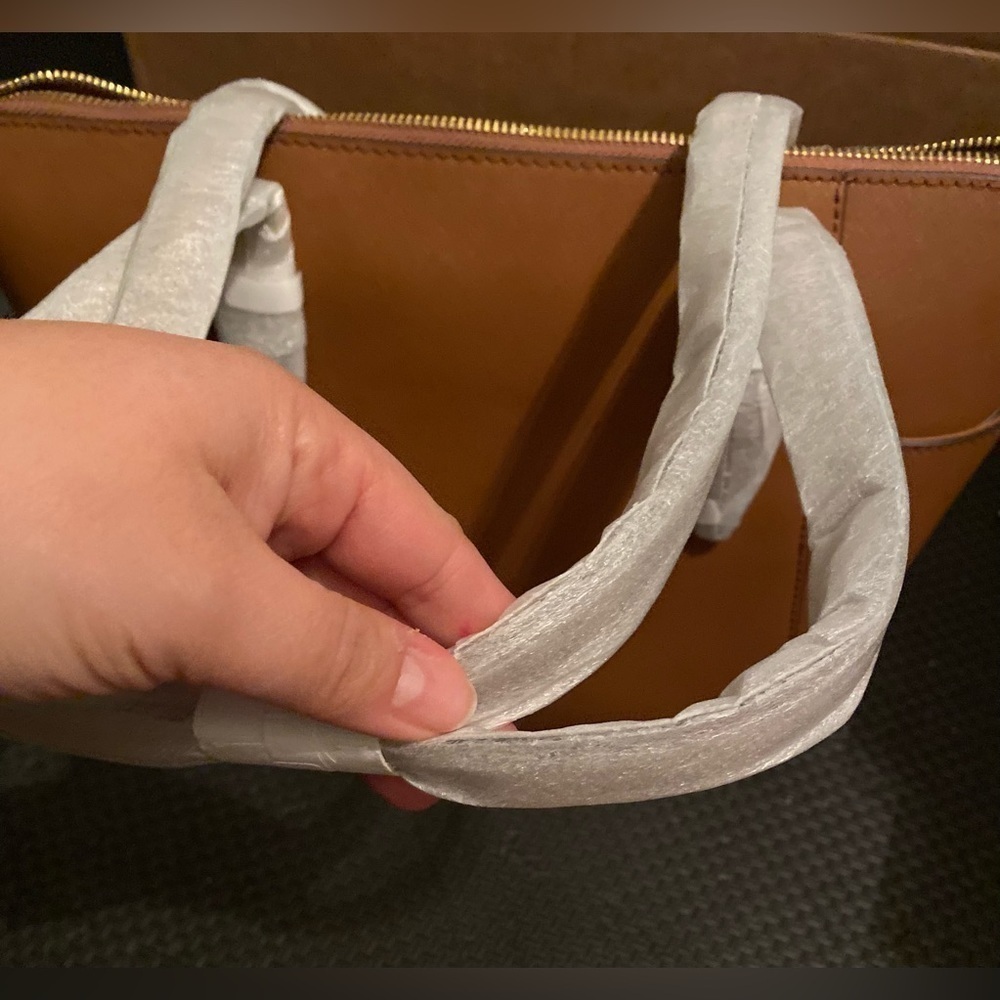 Michael Kors Charlotte bag. New with tags - Picture 4 of 8